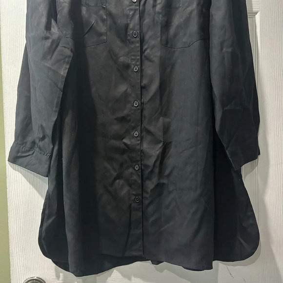 The Camille Collection Shirt/Cover Up - Picture 3 of 12